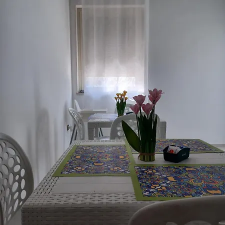 Le Perle Fg Bed & Breakfast