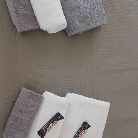 Le Perle Fg Couette-café Marconia